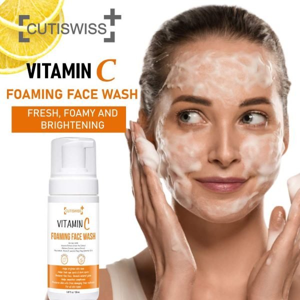 VITAMIN-C-FOAMING-FACE-WASH-6